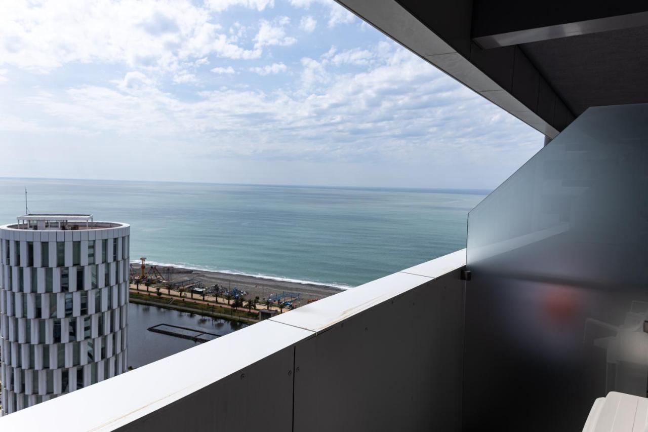 Alliance Palace Georgia Batumi Exterior foto